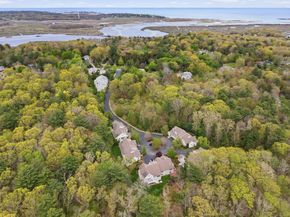 17 Hannah Brook Waye 9, Marshfield MA 02050