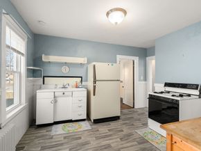 204 School St, Watertown MA 02472