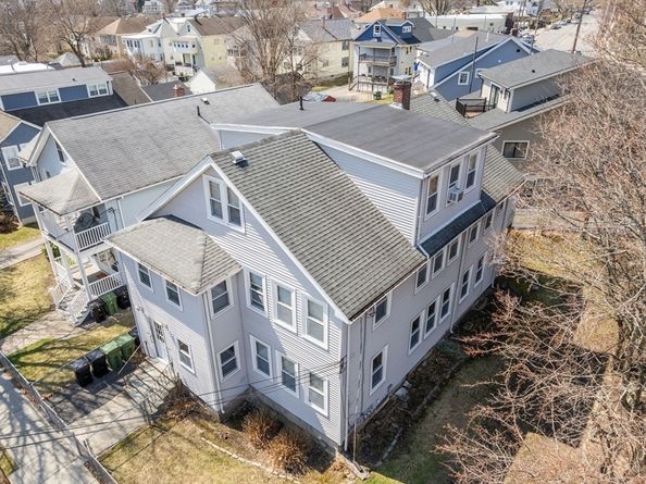 204 School St, Watertown MA 02472