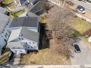 204 School St, Watertown MA 02472