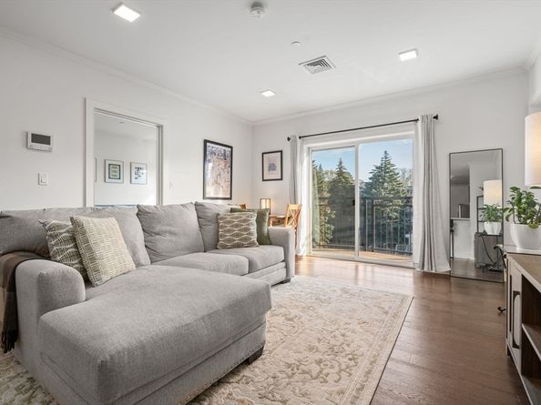 320 Maverick Street 303, Boston MA 02128