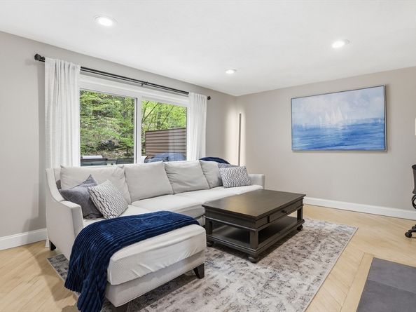19 Bradley Lane 19, Westford MA 01886