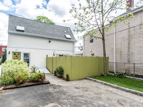 26 Cross Street, Waltham MA 02453