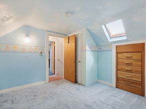 24 Riverside Pl, Walpole MA 02081
