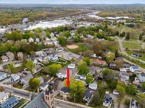 427-429 High St, Dedham MA 02026