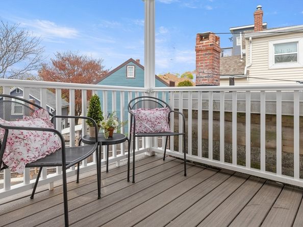 141 Prospect St B, Gloucester MA 01930