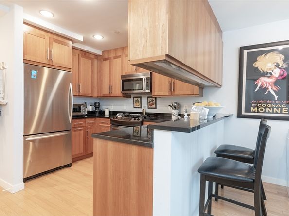 80 Broad St 706, Boston MA 02110