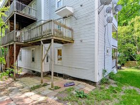 28 Prescott St, Leominster MA 01453