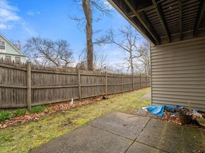85 Victoria Heights 85, Boston MA 02136