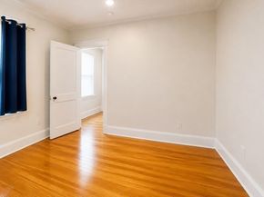 19 Palmer St, Salem MA 01970