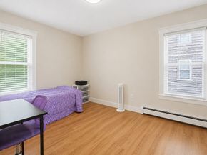 15 Stanton St, Worcester MA 01605