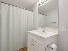 15 Stanton St, Worcester MA 01605