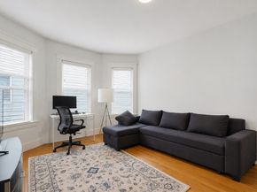 15 Stanton St, Worcester MA 01605