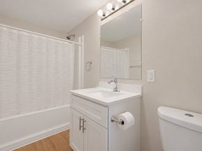 15 Stanton St, Worcester MA 01605