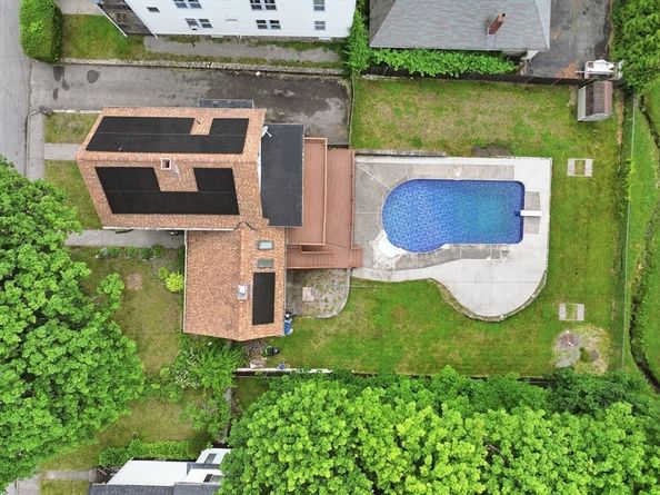 11 Glover St, Southbridge MA 01550