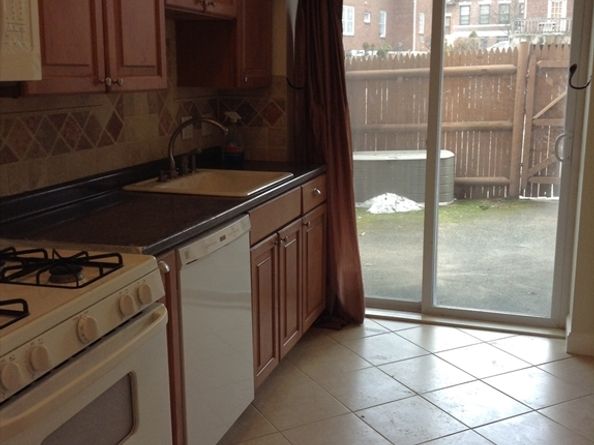 1734 Commonwealth Ave 1, Boston MA 02135