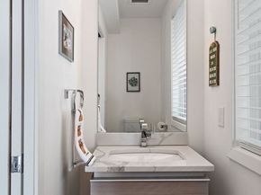 288 Marginal St 4, Boston MA 02128