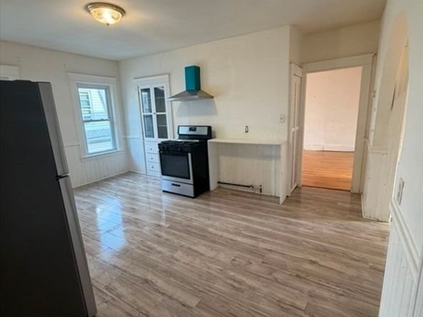4 Euclid Ave, Worcester MA 01604