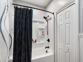 33 Warren St, Peabody MA 01960