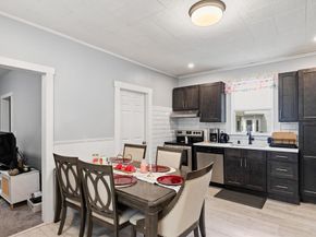 33 Warren St, Peabody MA 01960