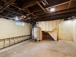 33 Warren St, Peabody MA 01960