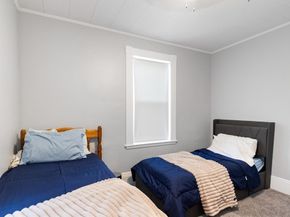 33 Warren St, Peabody MA 01960