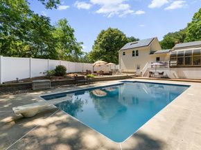 12 Albion Road, Billerica MA 01821