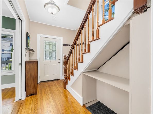 59 Mystic Ave, Melrose MA 02176