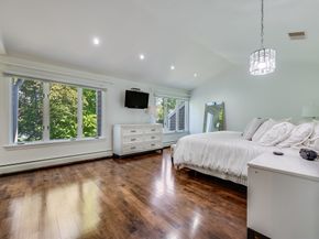 439 Dedham St C, Newton MA 02459