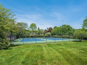 439 Dedham St C, Newton MA 02459