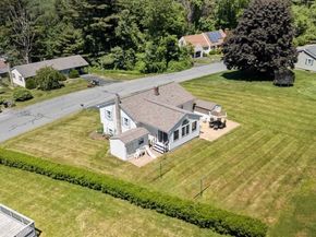 77 Marc Ave, Southbridge MA 01550