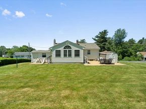 77 Marc Ave, Southbridge MA 01550