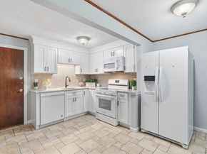 39 Pleasant Street A6, Northborough MA 01532