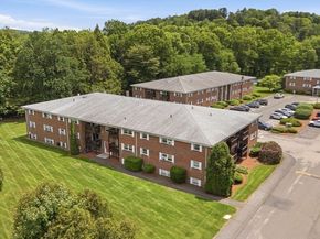 39 Pleasant Street A6, Northborough MA 01532