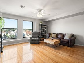 58 Almont St 12, Malden MA 02148