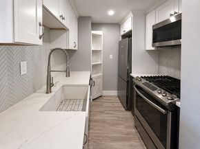 151 Tremont St 11G, Boston MA 02111