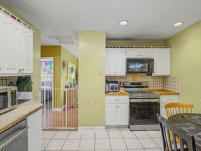 178-180 Brookside Pkwy, Medford MA 02155