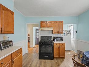 178-180 Brookside Pkwy, Medford MA 02155