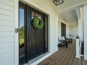 8 Charles St, North Reading MA 01864