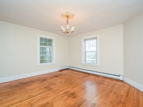 13 Ash St, Quincy MA 02171