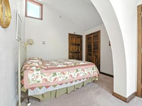 182 County Rd, Plympton MA 02367