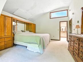 182 County Rd, Plympton MA 02367