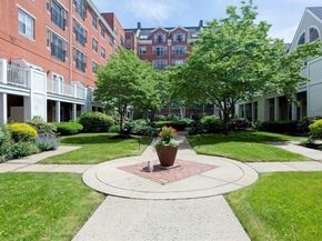 11 Church St 101, Salem MA 01970