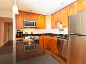 11 Church St 101, Salem MA 01970