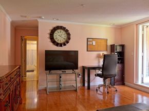 11 Church St 101, Salem MA 01970