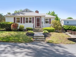 66 Overlook Rd, Marblehead MA 01945