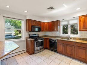 66 Overlook Rd, Marblehead MA 01945