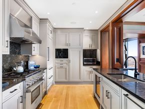 1 Dalton St 4901, Boston MA 02199