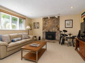 13 Aqueduct Rd, Natick MA 01760