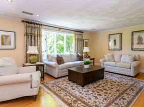 13 Aqueduct Rd, Natick MA 01760